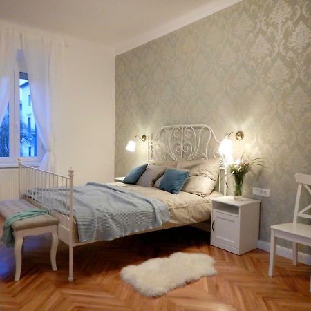 Poet'S Residence Любляна Экстерьер фото
